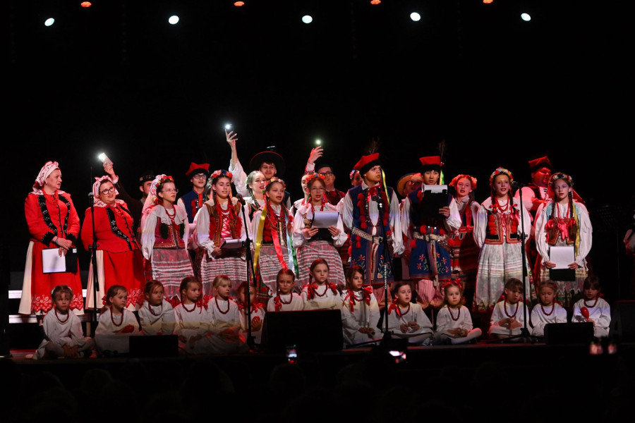 Koncert kolęd i pastorałek (Piotr Florek lca.pl)