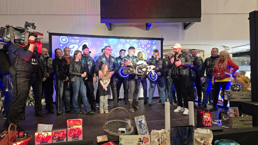 LIcytacja motocykla Dopalaczy.pl (Piotr FLorek lca.pl)