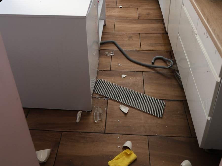 Jechał mimo zakazu, w domu miał łupy z włamania (źródło: KMP Legnica)