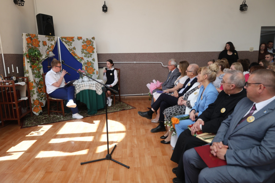 80 lat szkoły w Bieniowicach (WP lca.pl)