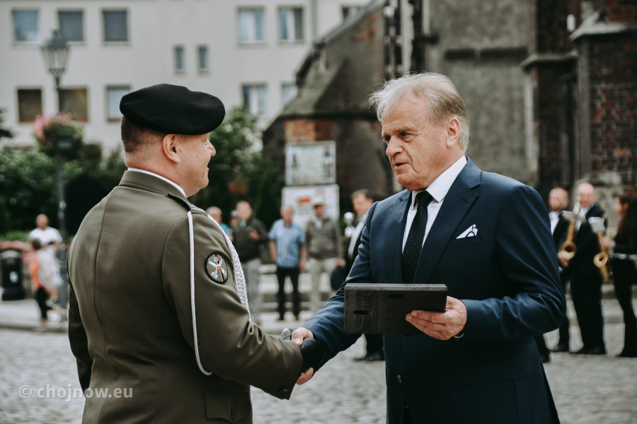 Przysięga na chojnowskim Rynku (chojnow.eu)