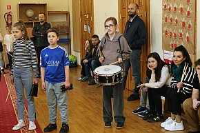 Parada perkusyjna Drum Battle 2025 w ZSM-22123