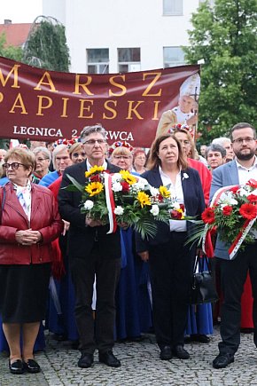 Marsz Papieski przeszedł przez Legnicę-22246
