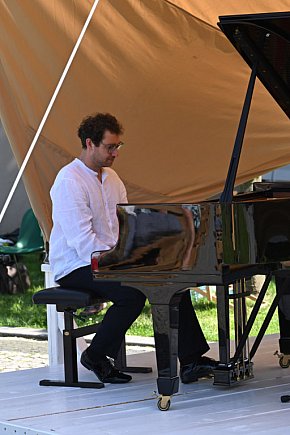 W Legnicy znów zabrzmiał Chopin-22319