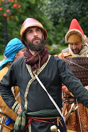 Legnickie Pole 1241 edycja 2015 rozpoczęta paradą-22335