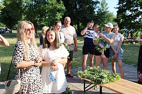 Kwiat paproci, pianowa impreza i ogień pod dębami-22353