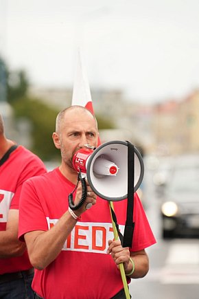 Biało-czerwony hołd dla bohaterów-22533
