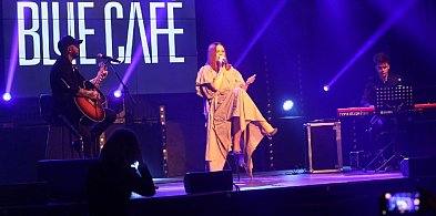 Koncert Blue Cafe „Świątecznie dla powodzian” w Chojnowie-104037