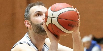 KS Basket Legnica przegrał w Zielonej Górze-106400