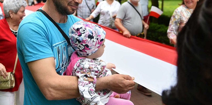 Biało-czerwona w Parku Miejskim. Świętujmy wspólnie Dzień Flagi - 108299