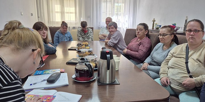 Pokochaj czytanie –  spotkanie z literaturą w DPS-108398