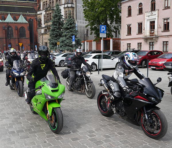 Motocyklowe otwarcie sezonu w Legnicy z Dopalacze MC Poland-108441