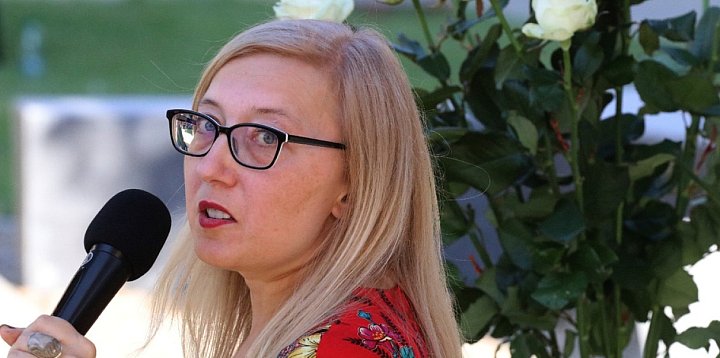 Nowa książka mistrzyni komedii kryminalnej-108432
