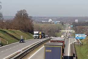 Miał ponad 2,5 promila i jechał wężykiem autostradą A4-108478