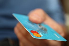 Unia szykuje nowy system płatności. Karty nie będą już takie same-108488