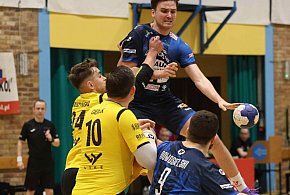 Siódemka Legnica wygrywa w Łodzi po rzutach karnych-108635