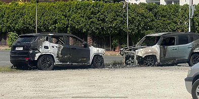 Dwa auta spłonęły w nocy. Policja wyjaśnia sprawę-108652