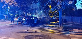Kolejne auta spłonęły nocą. Policja bada sprawę