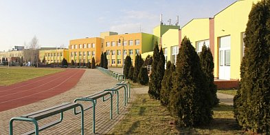 Ruszają egzaminy ósmoklasisty. W Legnicy zdaje ponad 900 uczniów-108678