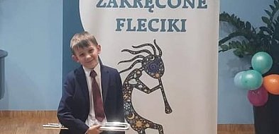 Antoni Łowkiel z wyróżnieniem na  Festiwalu „Zakręcone Fleciki”!-108952
