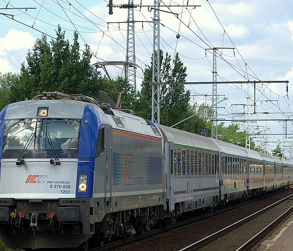 Pasażerowie będą zachwyceni. Premier potwierdził ważne wieści-108966