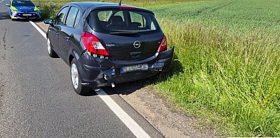 Na podwójnym gazie i zakazem prowadzenia uciekał pieszo po stłuczce-109365