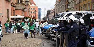 Finał UEFA. Legniccy policjanci wśród sił zabezpieczających Wrocław-109386