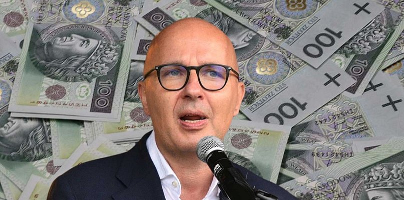 Robert Kropiwnicki to polityk z imponującym majątkiem - 109436