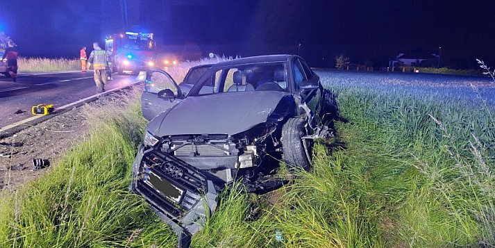 Tragiczny wypadek na DK94. Nie żyje kierowca zakleszczony w rozbitym aucie