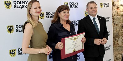 Burmistrz Sielicka skutecznie sięga po środki-109694