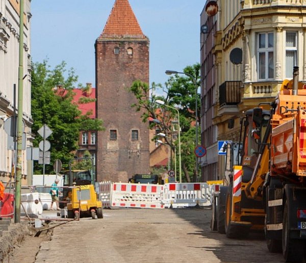 Kolejne prace drogowe w centrum. Zmiana organizacji ruchu na Gwarnej-109817