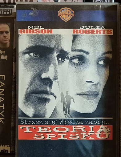 „Teoria spisku” – paranoja, która staje się rzeczywistością-109934