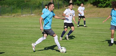 Piłkarskie niższe ligi: wyniki sobotnich spotkań-110083