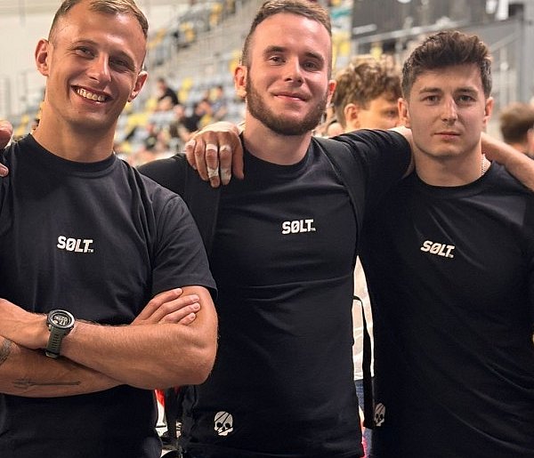 Srebrny medal dla Rio Grappling Legnica na prestiżowych zawodach Solt 13-110112