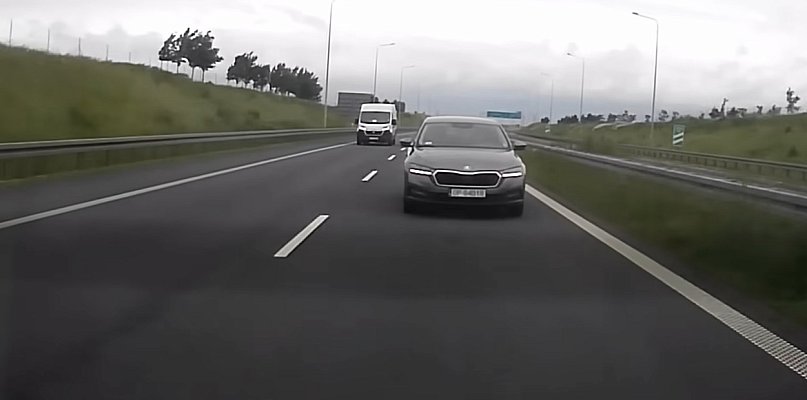 Niebezpieczne manewry na S3. Kierowca Skody, agresja i policja - 110199