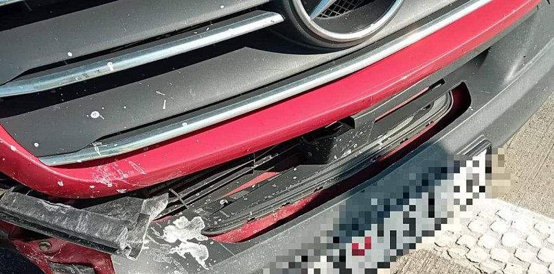 Zabrakło refleksu na A4. Uderzył w infrastrukturę przy zjeździe na S3 - 110206