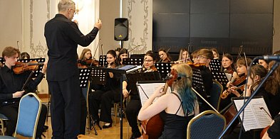 Koncert „Estrada Dyplomantów” w Sali Królewskiej w Legnicy-110311