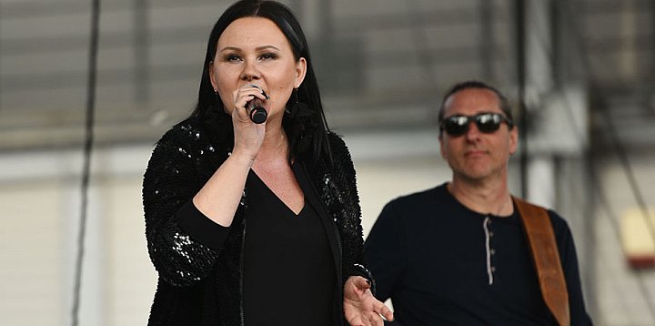 Raz-2 gra Maanam w Spiżarni-110282