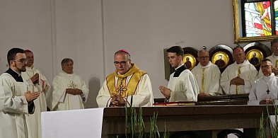 Jubileusz 35-lecia parafii NSPJ z udziałem Nuncjusza Apostolskiego-110325