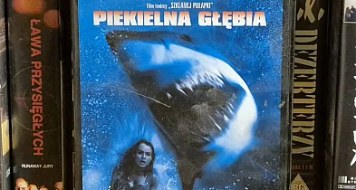 Inteligencja z głębin – o nauce i rekinach z piekła rodem-110543