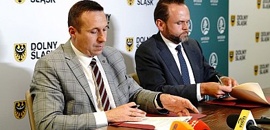 Dolny Śląsk stawia na energię odnawialną. Jest porozumienie o współpracy-110869
