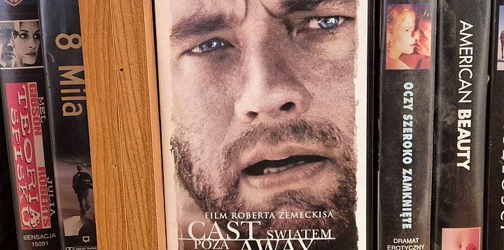 „Poza światem” to film, który zostaje w pamięci-111475