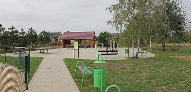 Nowy plac zabaw na os. Sienkiewicza. Miasto analizuje oferty przetargowe-111565