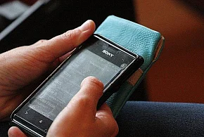 Uwaga na internetowych oszustów  - 112026