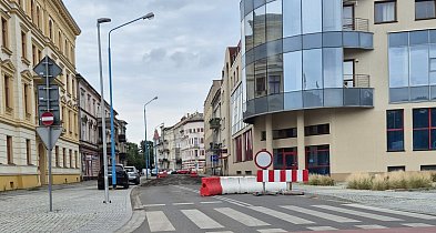 Prace diagnostyczne i inwestycyjne na sieci wodociągowej w Legnicy -112057