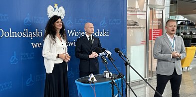 Paszport biometryczny na lotnisku – jedyny taki punkt w Polsce-112555