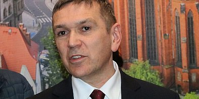Arkadiusz Sikora: W polityce bardziej liczą się czyny niż słowa-112573