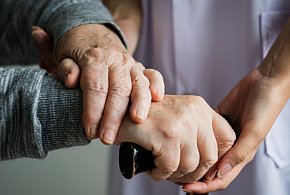 Ponad 2 tys. zł miesięcznie. Seniorzy i ich rodziny czekali na to latami-112707
