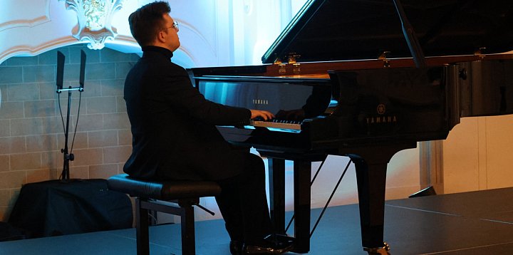 „Efekt Chopina” – koncert młodych pianistów-113159