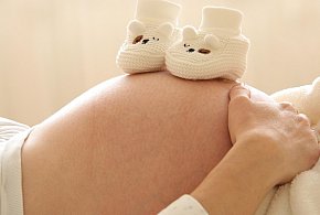 Mniej dzieci, mniej porodówek. Szpitale wygaszają kolejne oddziały-113299